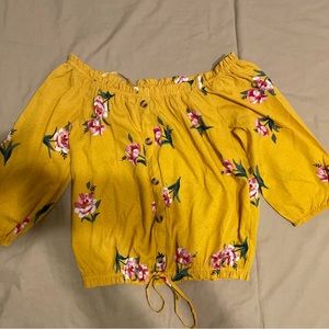 Mid sleeve yellow Woman’s Top